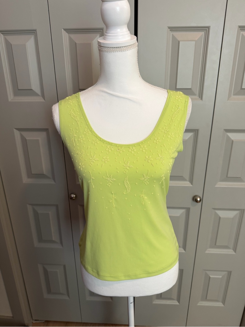 Sleeveless Embellished Lime Green Scoop Neck Tank Top